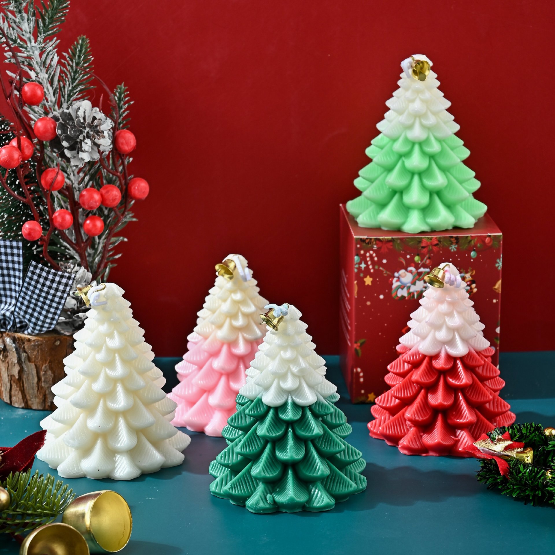手作りのクリスマスツリー型アロマキャンドル。香りの良いキャン - Xmas Home Fragrance のレビューと価格
